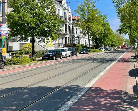 Sanierter Radweg entlang der Wachmannstraße